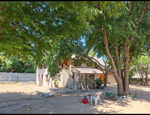 BUSINESS PROPERTY TO RENT IN CHARTWELL A.H.